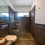 别墅 5Br Villa With Private Pool And Aegean Views 博德鲁姆